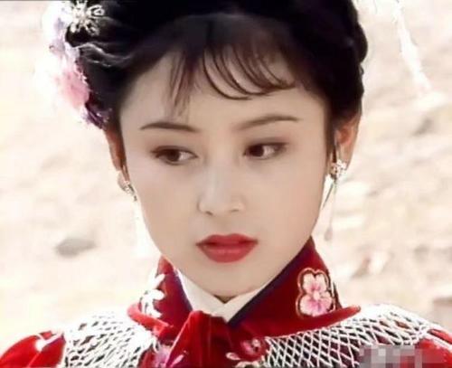 欣赏古装美女,不得不说,年轻时候的陈红是真的美