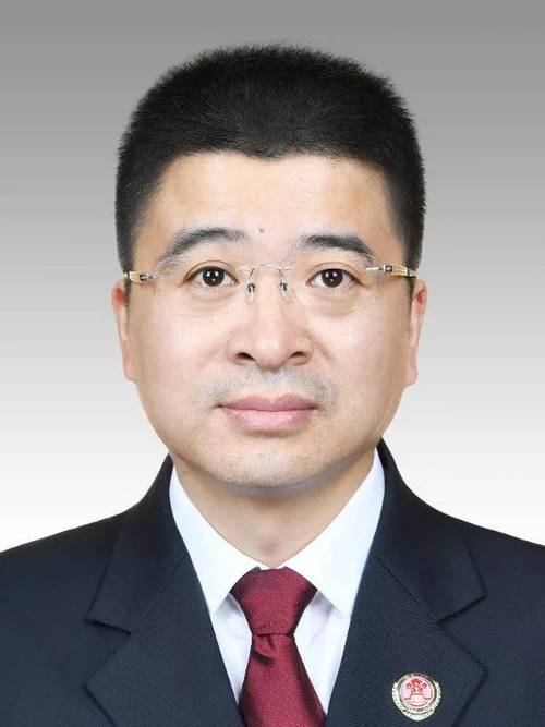 董学华