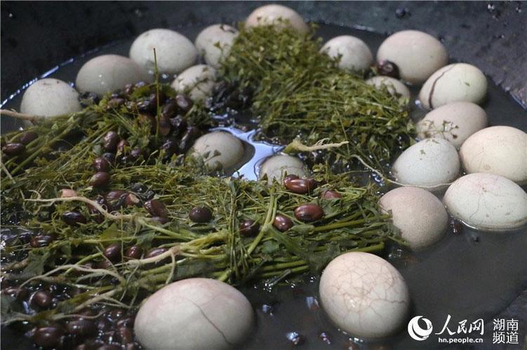 湖南衡东:三月三 荠菜煮鸡蛋