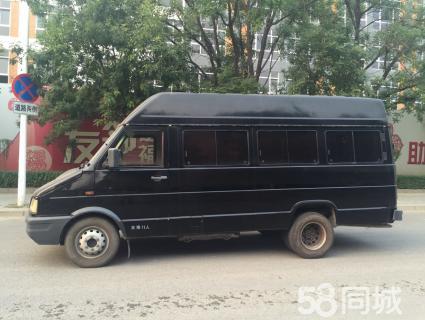 依维柯 2007款 2.8t 手动 柴油版59座