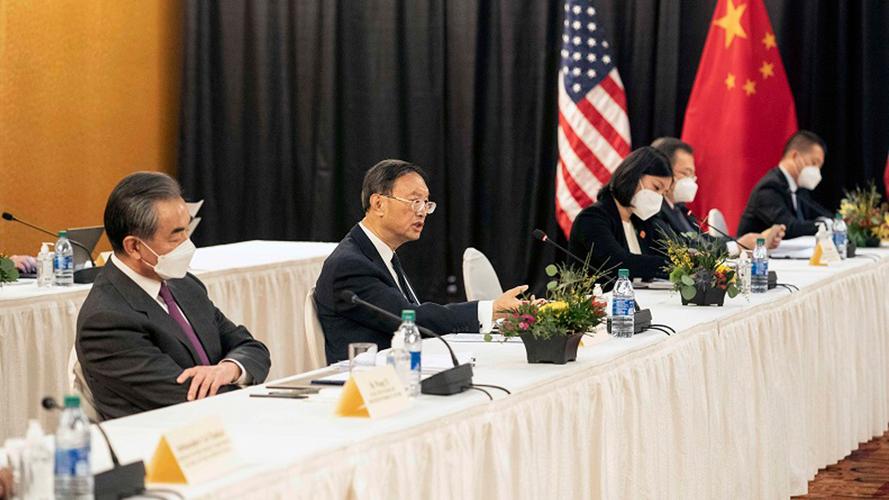 杨洁篪:美国不是讲民主吗 为何怕记者在场00:00:21