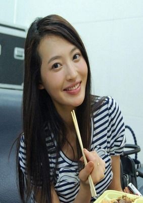 2011届的快乐女声杨洋,现在长这样了!