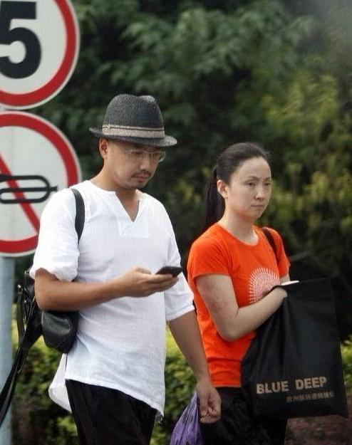 为了丈夫她自毁前程,为了家庭她甘做牛马,陶虹:我很自豪