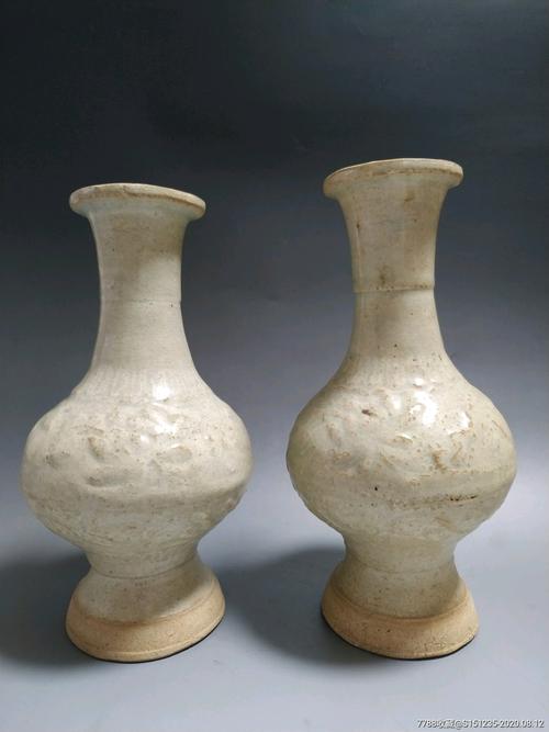 宋代影青暗刻花卉纹花瓶一对高古瓷大开门收藏艺术