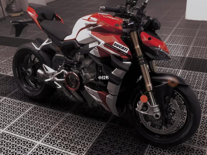 杜卡迪街霸_摩托车_汽车_汽车_摩托车