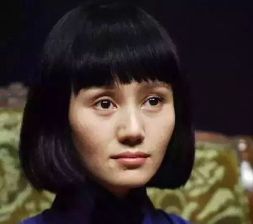 天天熬夜修仙 导致眼窝凹陷好显老!