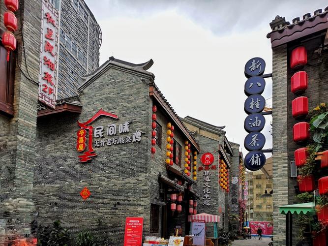 从历史上来看"三街两巷"区域是南宁城市发展的起源.