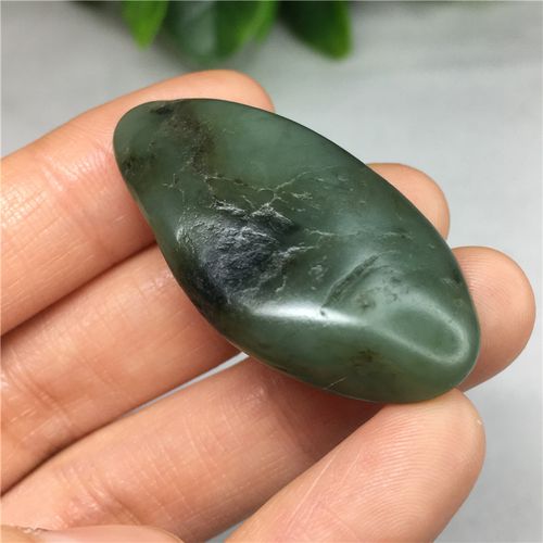 沙枣青吊坠新疆和田青玉籽料原石直闪石结构沙枣青独籽挂件小玩籽