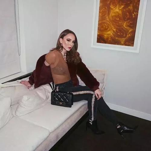eminem的女儿今年已经23岁了,埃米纳姆麻烦您慢点老