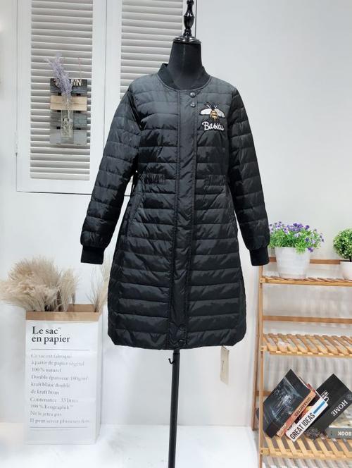 女权贵族19冬装码时尚大毛领羽绒服品牌折扣女装货源尾货批发 专柜***