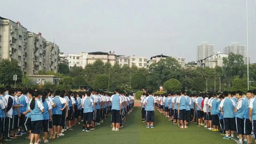 李达中学初197班,好学 雅行 自信 自强——共同见证我们的成长!