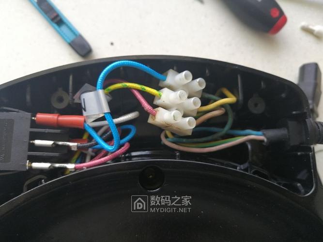 给新买的美的电饼铛换条电源线,欢迎各位坛友指正!