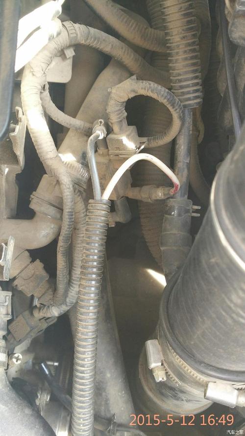 求助,1.8t圣达菲增压器的真空管怎么插