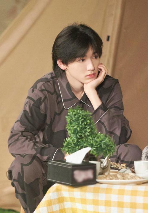 《萌探探探案》刘耀文吃了半盘鱼,宋亚轩看到陶喆的鼓励现场落泪