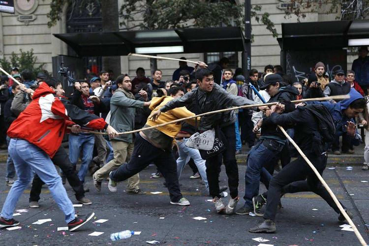 2019年聚众斗殴会怎么处理聚众斗殴罪立案标准是什么