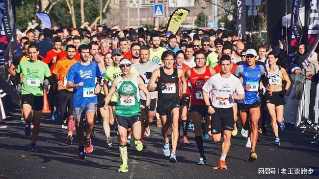 香港渣打马拉松445人受伤跑步一定要坚持到底吗