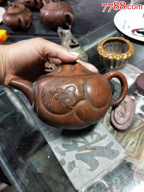 鱼化龙老紫砂壶,全品