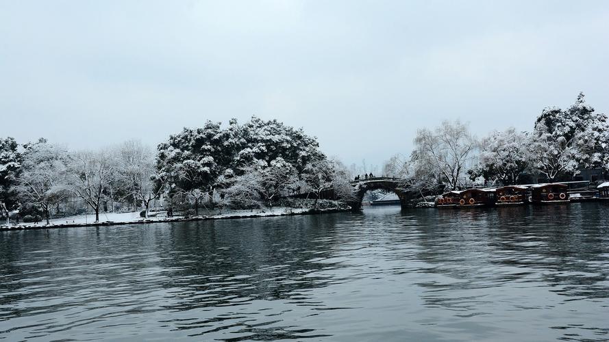 杭州西湖雪景摄影高清宽屏桌面壁纸
