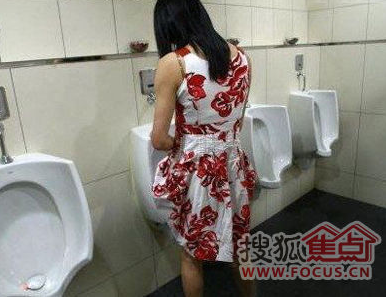 为女生设站立厕所 被评不尊重女性人格和权利