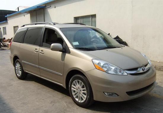 丰田塞纳两驱车型优惠7万元 现最低售62万