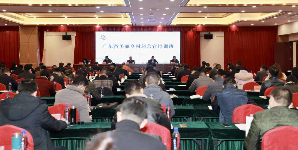 等内容授课,现场教学先后走进南雄市珠玑镇梅关村,灵潭村,长迳村,让