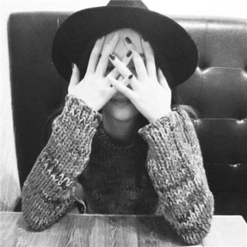 女生伤感霸气黑白头像2020最新 我和你爱了累了散了拜拜了