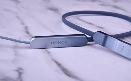 荣耀xsportpro无线蓝牙耳机体验:一插秒连,运动标配