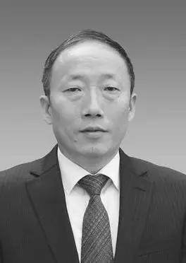 副主任黄勇同志因患抑郁症于2018年12月5日下午在自家车库自缢身亡