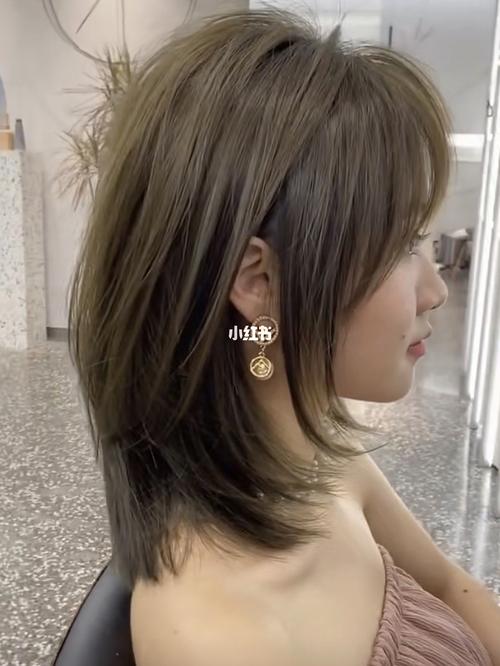 亚麻青棕_发色_青棕色_亚麻色_环球港自由行热门攻略