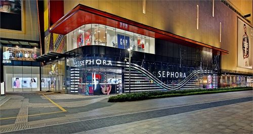 丝芙兰店面设计