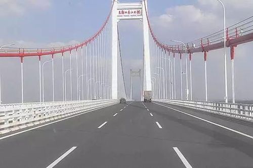 马鞍山 马鞍山长江大桥 大桥主跨跨度在世界同类桥梁中第一 钢混