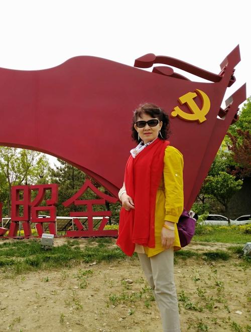 雄奇的照金香山红色旅游风景名胜区