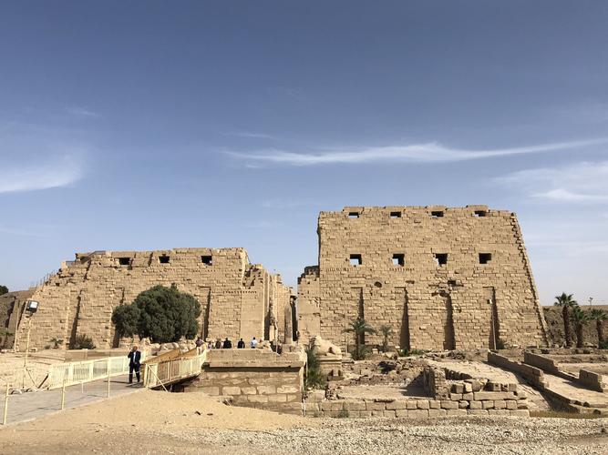 尼罗河畔的静谧古城卢克索希尔顿