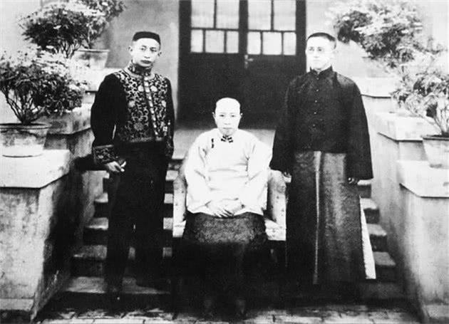 袁世凯儿子照片图三是在唱戏的袁克文图五是实业家袁克桓