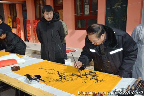甘肃篆刻院为临洮县群众送万福写春联献爱心