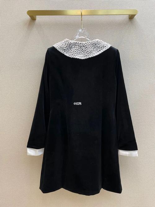 78miumiu缪缪蕾丝丝绒连衣裙_连衣裙_蕾丝_缪缪怎么样_显瘦连衣裙