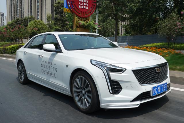 2米,最"大"气c级轿车ct6开起来啥感觉?