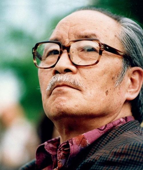 网易首页>网易号>正文申请入驻> 葛存壮剧照"我自横刀向天笑,去留肝胆