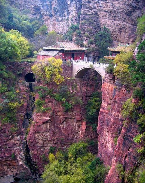 河南省432个景区免费,洛阳龙门石窟不收一分钱门票:你