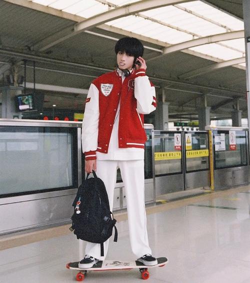 朱志鑫我小心翼翼的但也还是被骂了