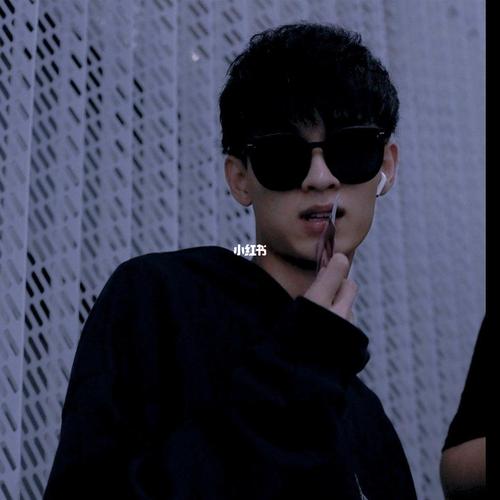 秦霄贤高清无水印图片帅呆了