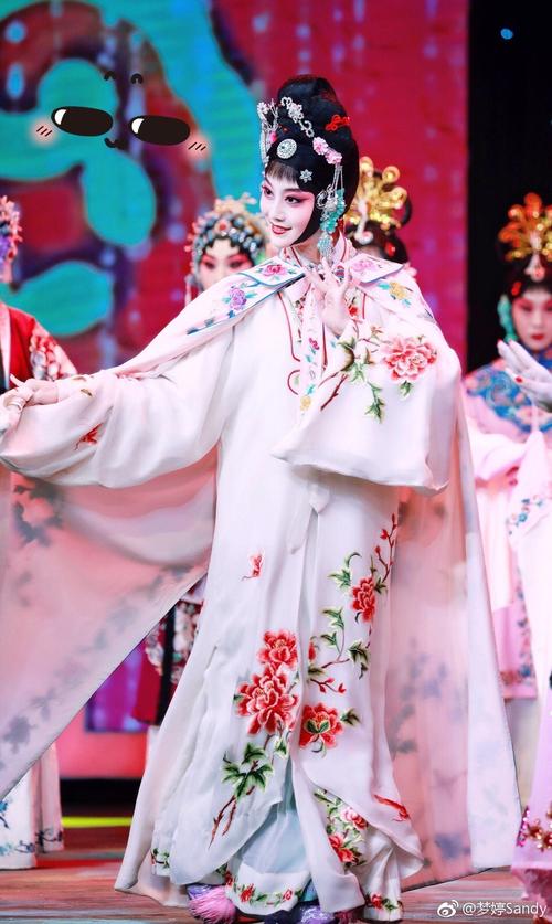 一位可爱的小仙女—京剧演员王梦婷-北京京剧院青年花旦演员
