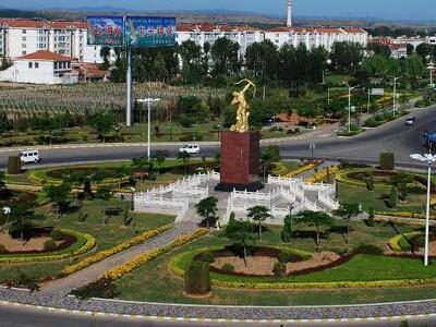 大雨下了三天三夜,山西省长治市所辖的屯留县仍流传着"屯留无大旱