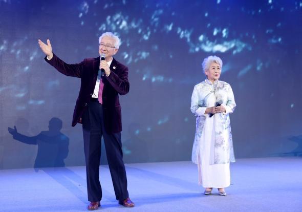2021年重阳节文艺晚会在京举行