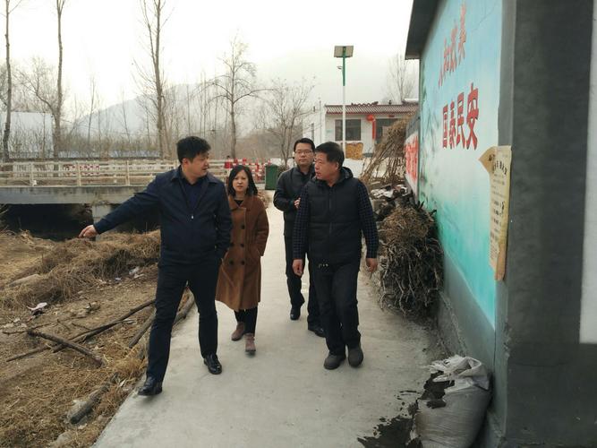 灵寿县彭涛副县长,王吕副县长一行到寒巴调研指导扶贫