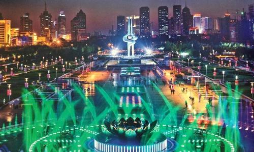 山东省的省会城市"济南市",为什么会被称为"泉城"?