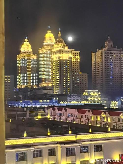 七月二十七日游内蒙古满洲里市夜景