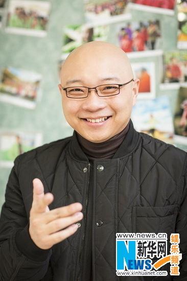 光头主持人王凯公益大片曝光 笑容温暖表情逗趣(全文)