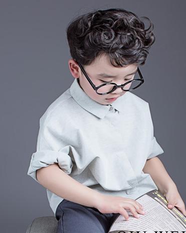 小男孩卷发发型小男孩时尚发型图片