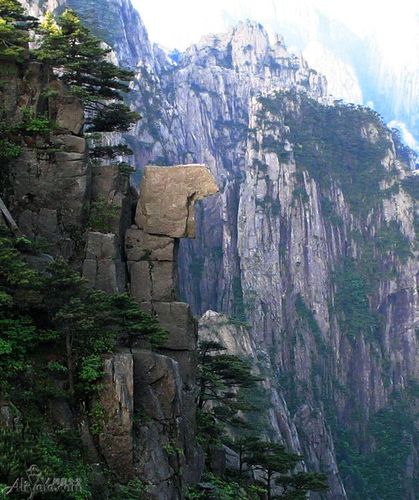 黄山四绝的怪石